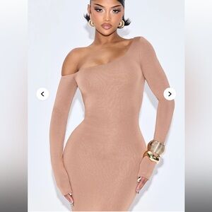 Leia Off Shoulder Maxi Dress - Mocha